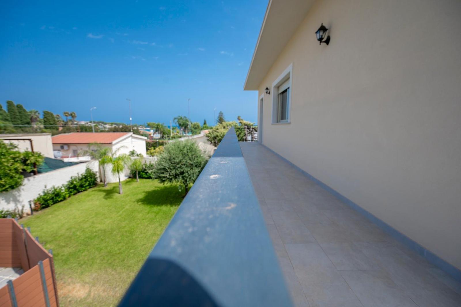 Villa Nisa Apartment Sea View Fontane Bianche Zewnętrze zdjęcie